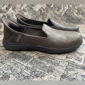 Skechers Women’s Dark Brown Slip-Ins Air Cooled Memory Foam Loafers‎ Size 10